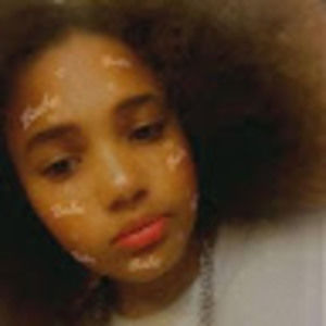 Meet your Posher, Darty